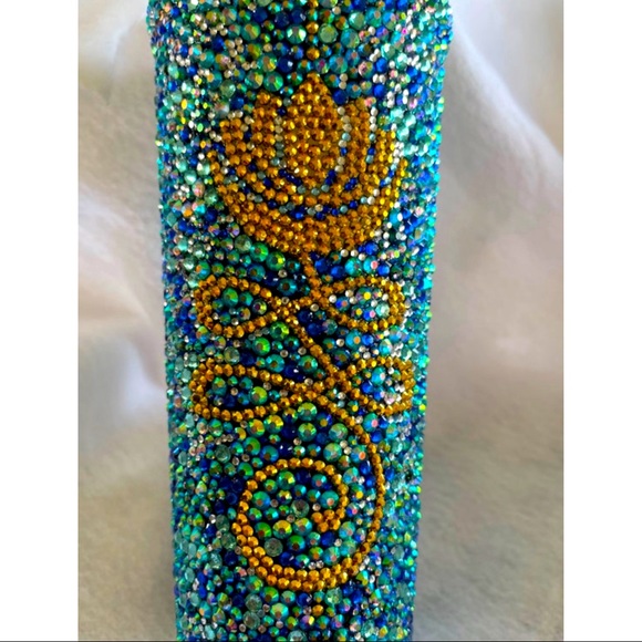 Unalome Lotus 24oz blue/gold rhinestone cup with matching screw top lid w/straw - Picture 9 of 9